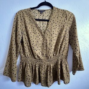 Banana Republic Smock Waist Blouse Size XS in Olive Green